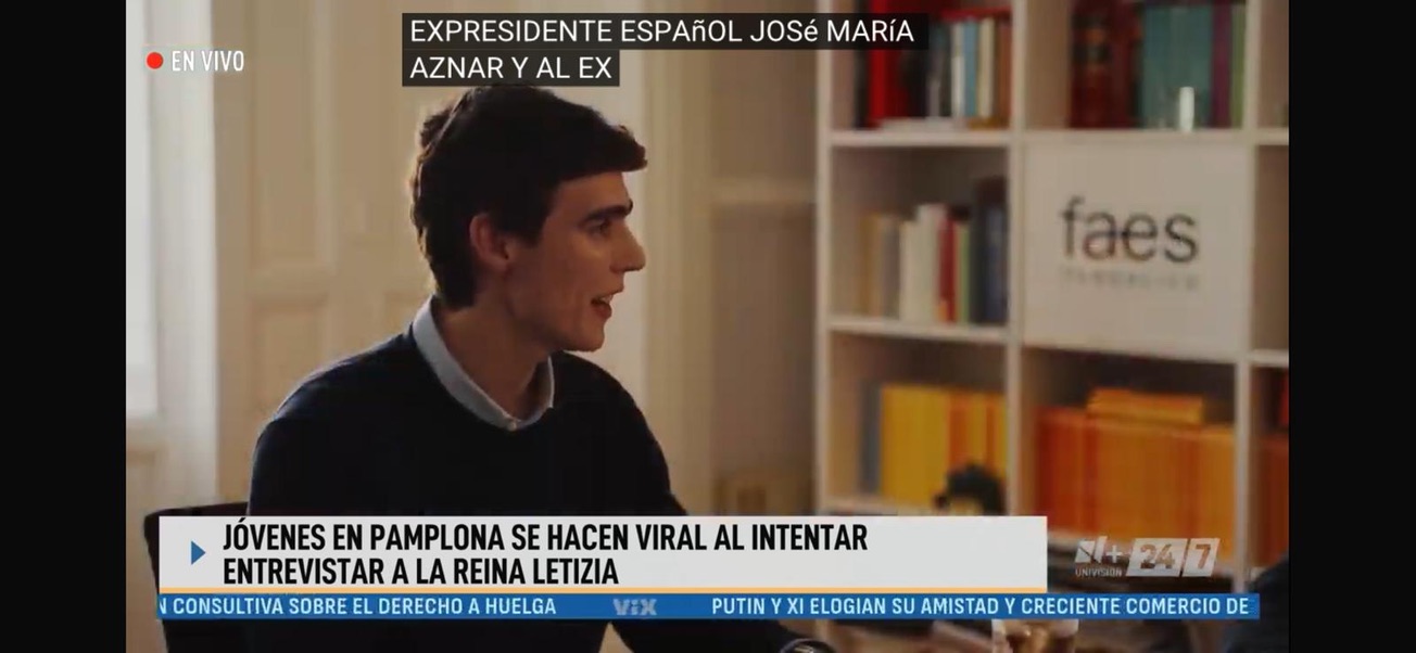 Fundador de Diario del Poder entrevistando en la Fundación FAES, emitido por Univision