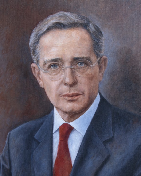 Álvaro Uribe Vélez, Expresidente de Colombia, en el podcast Diario del Poder