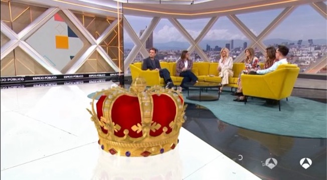 Plató de Espejo Público en Antena 3 durante el debate sobre Diario del Poder